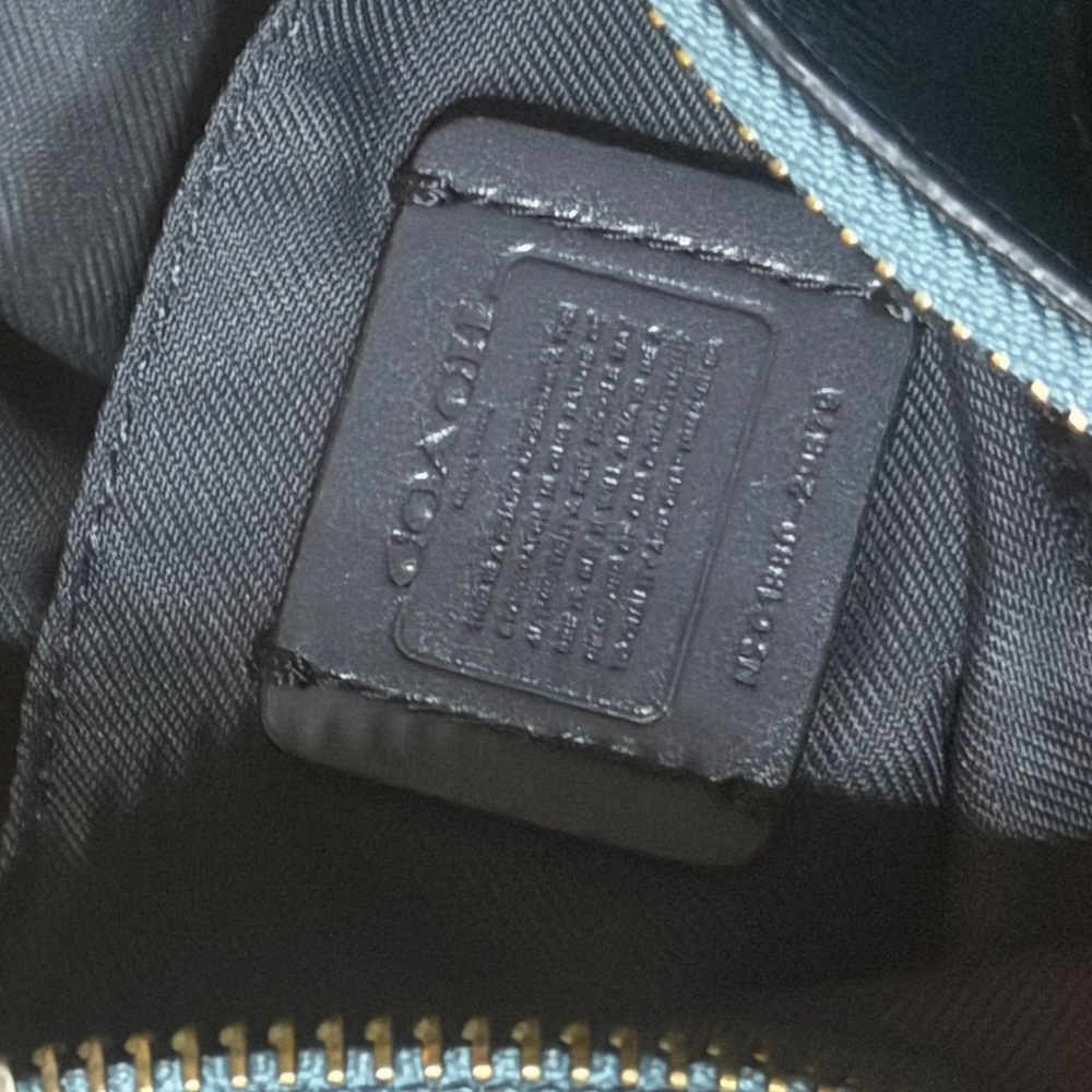 Coach Blue Rare gunmetal crossbody with Heart Appliqué - Picture 9 of 13